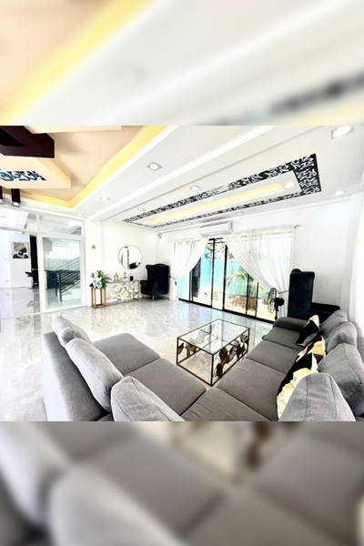 Main Lounge